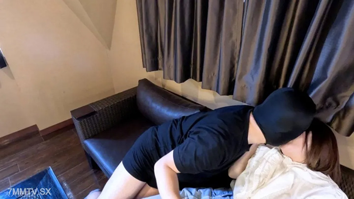 fc2-ppv-4734532-Nanami（19）的第四次拍攝終於以不同的角度顯示了她的臉。留在玩具的場景以兩個視角記錄